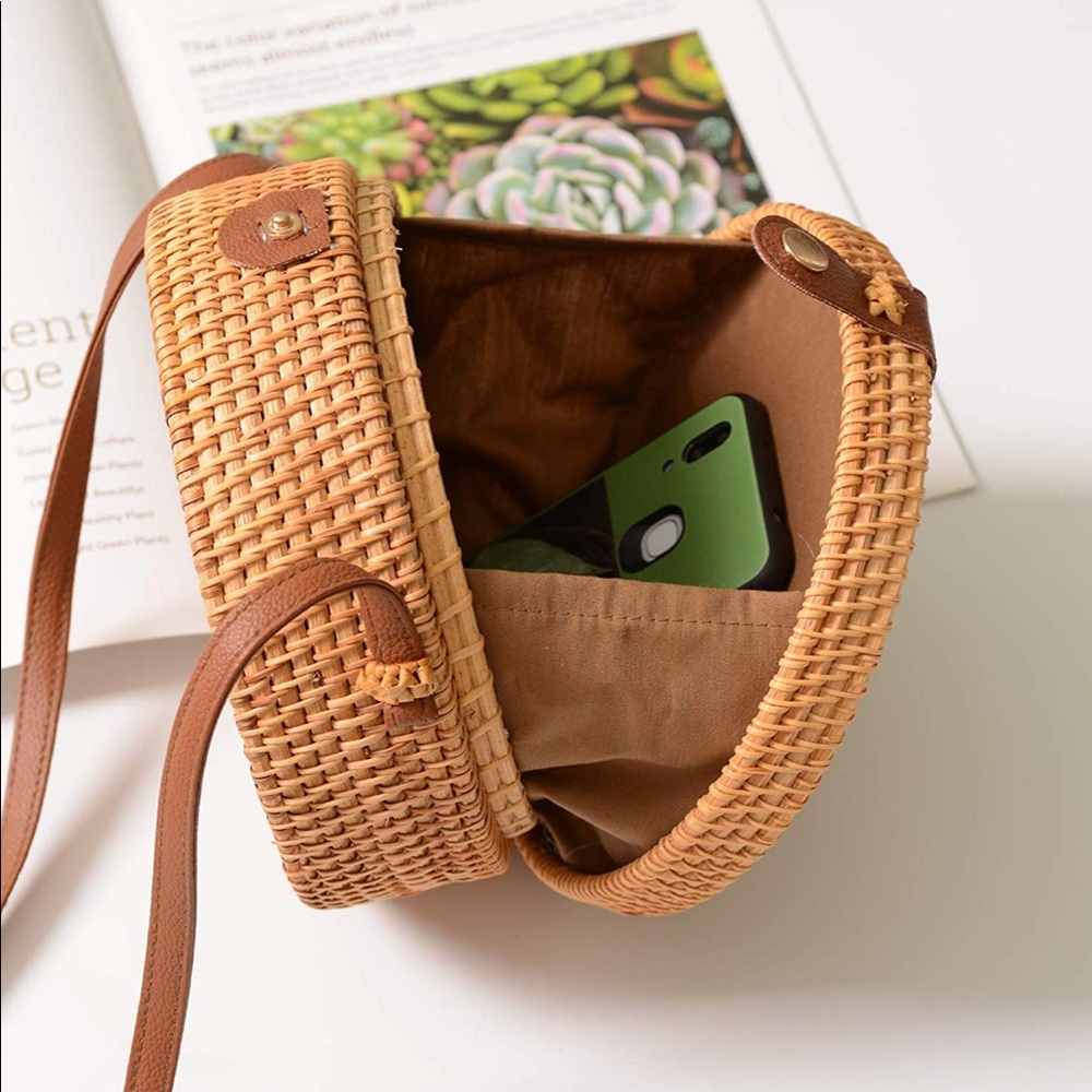Handwoven Round Rattan Bag - Picture 5 of 5